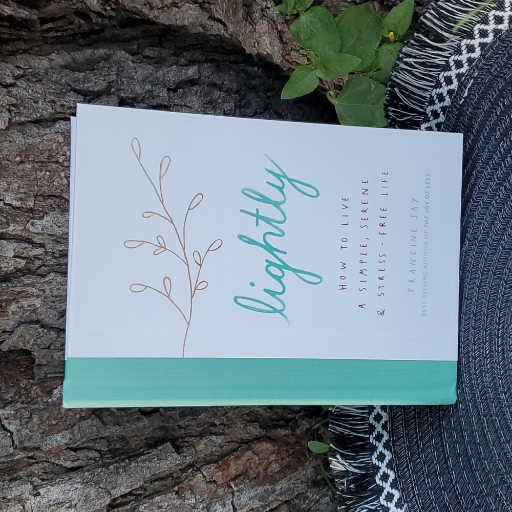 ✨️ Lightly Book